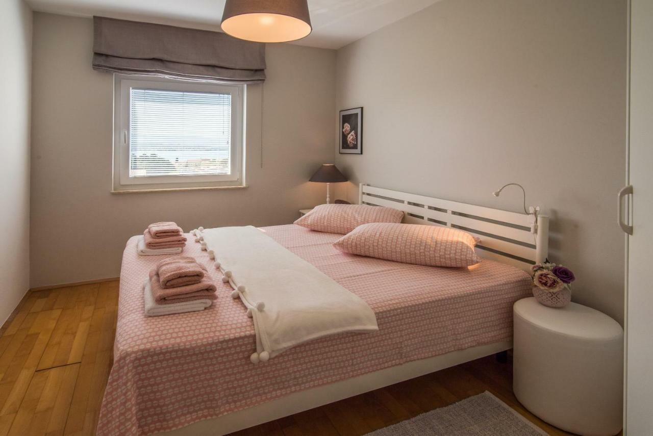 Apartment Luna Malinska Zewnętrze zdjęcie